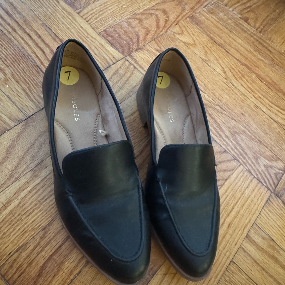 AEROSOLES Black Women's Flats